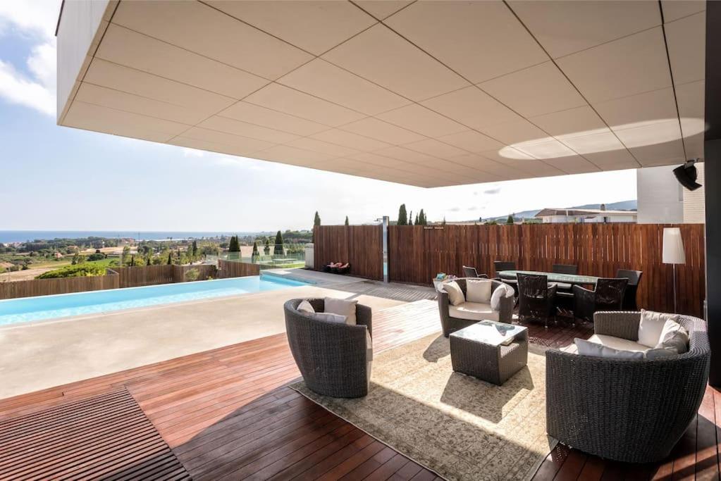 La Villa Blanca Luxury Villa Barcelona & Costa Brava Sant Vicenç de Montalt Exterior foto