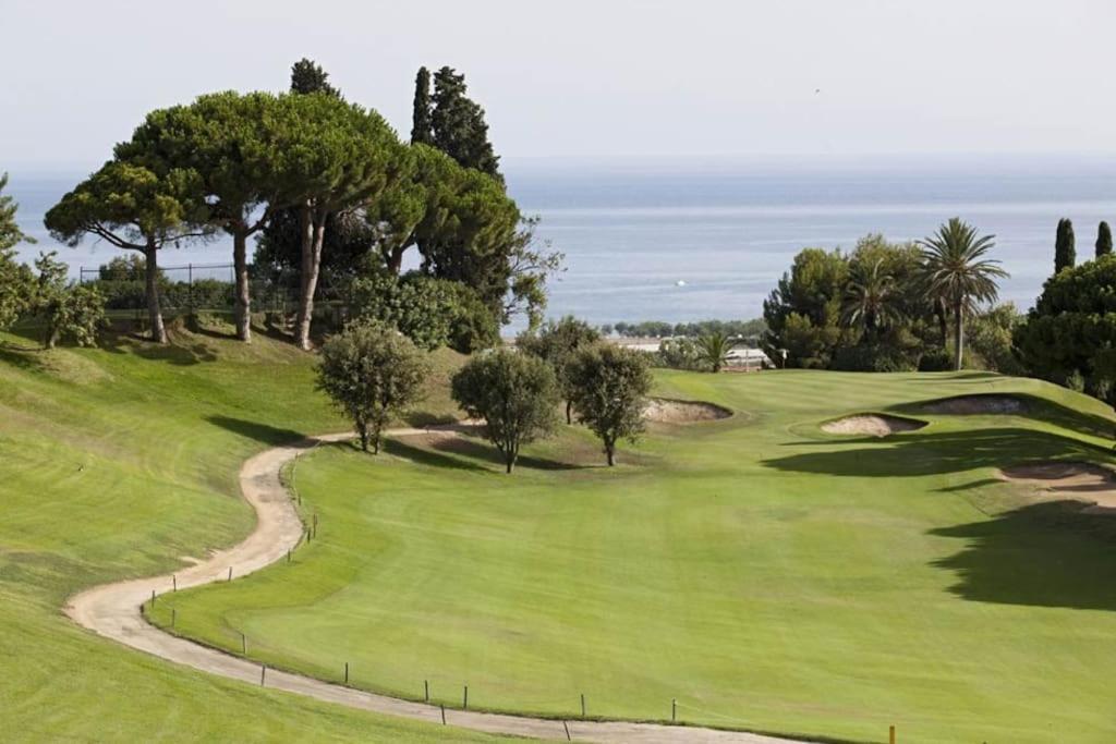 La Villa Blanca Luxury Villa Barcelona & Costa Brava Sant Vicenç de Montalt Exterior foto